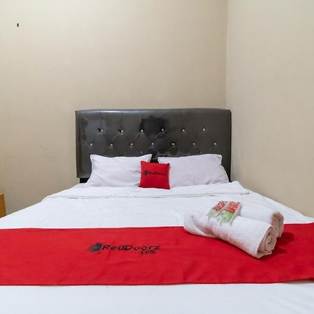 Reddoorz Near Palembang Trade Center 4 Hotell Eksteriør bilde