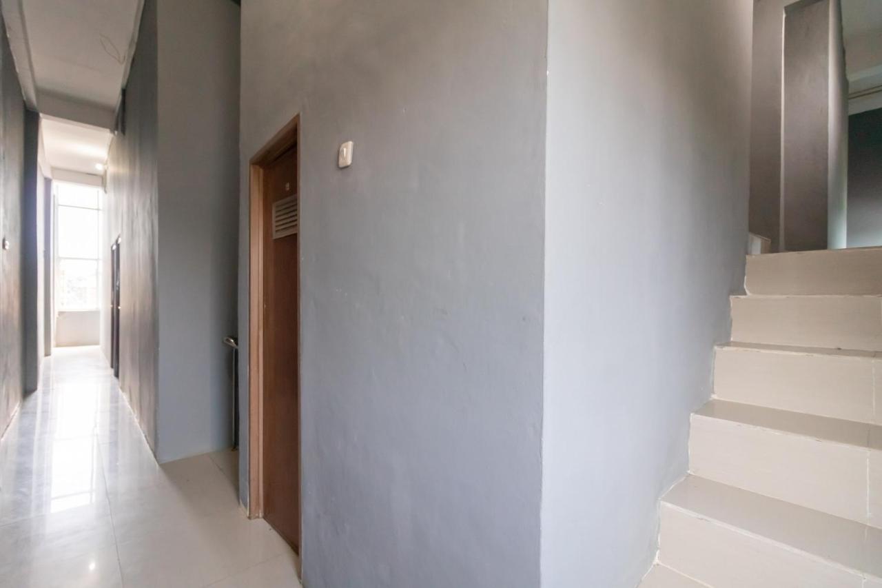 Reddoorz Near Palembang Trade Center 4 Hotell Eksteriør bilde