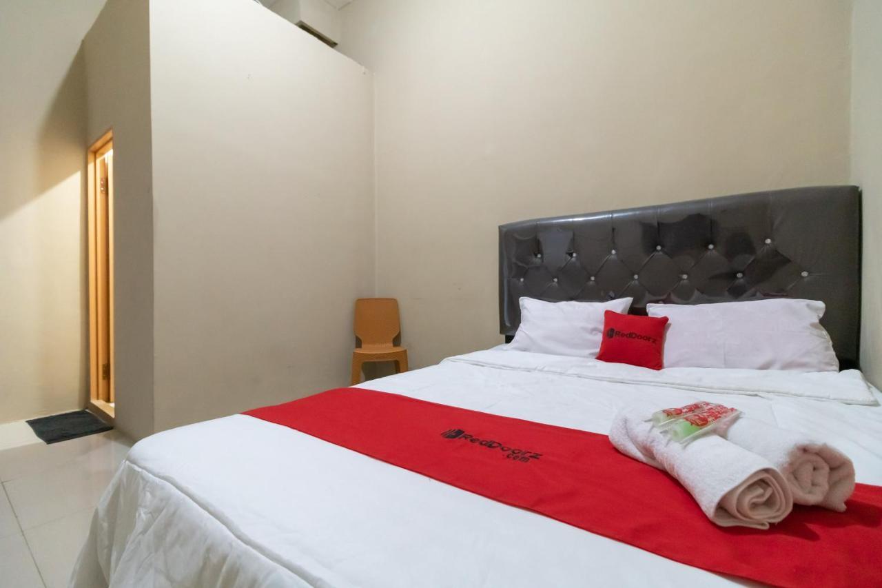 Reddoorz Near Palembang Trade Center 4 Hotell Eksteriør bilde