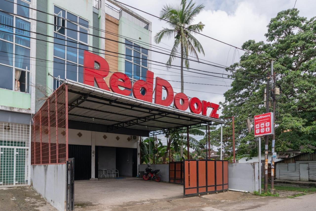 Reddoorz Near Palembang Trade Center 4 Hotell Eksteriør bilde